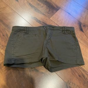 Express low rise shortie, olive green